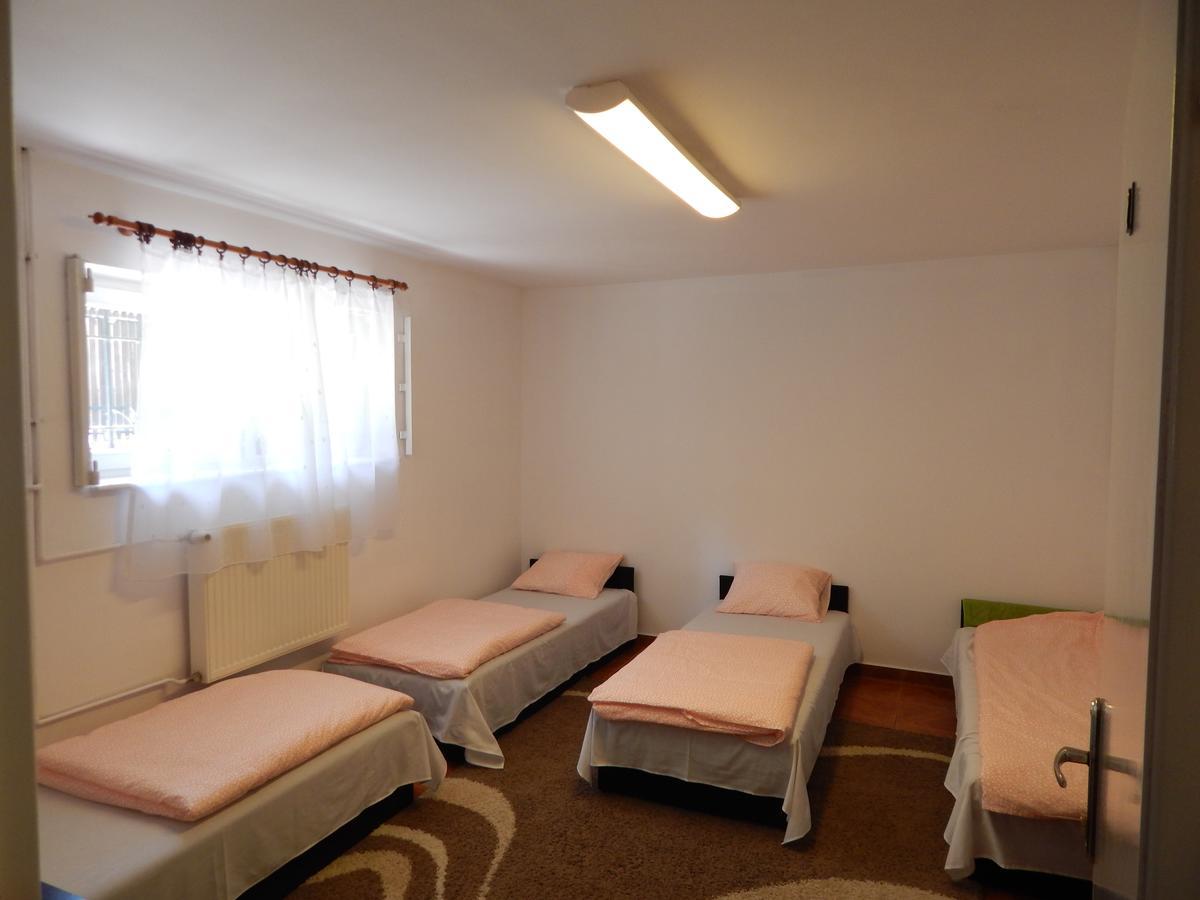 Hostel Madeira Gdansk Dış mekan fotoğraf