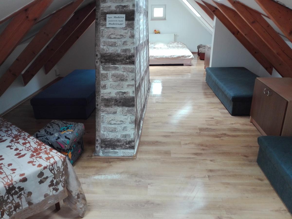 Hostel Madeira Gdansk Dış mekan fotoğraf